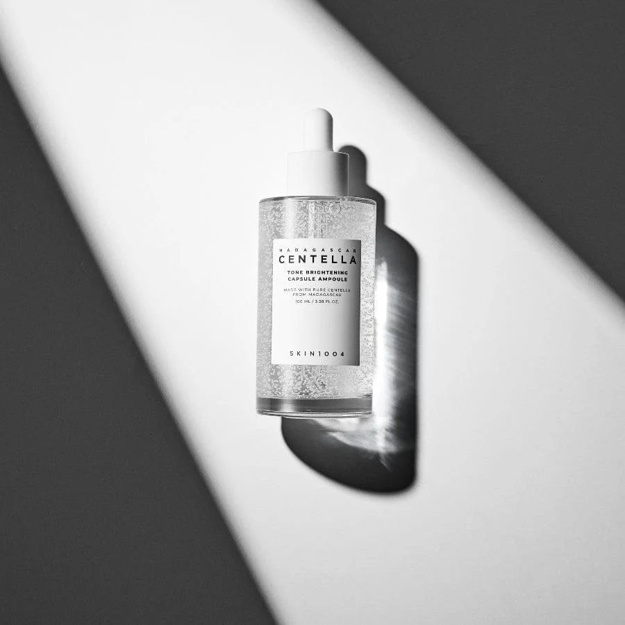 SKIN1004 - Madagascar Centella Tone Brightening Capsule Ampoule - Suero Antimanchas